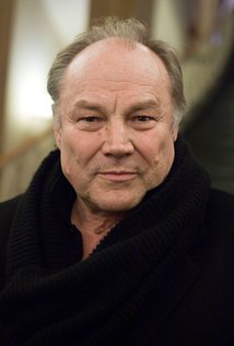 Klaus Maria Brandauer Picture